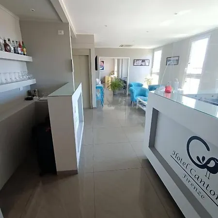 Hotel Cantoria 3*