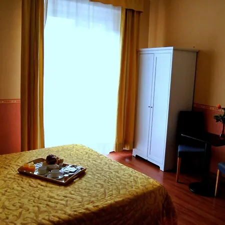 Cantoria Hotel 3*